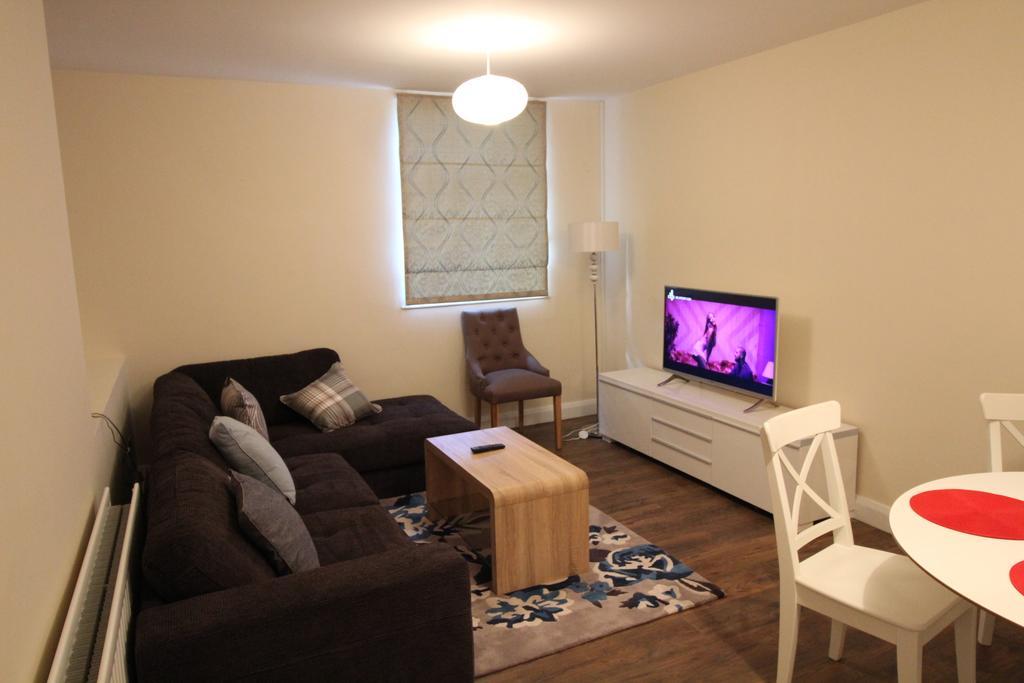 Salisbury Renovated Apartment ベルファスト エクステリア 写真