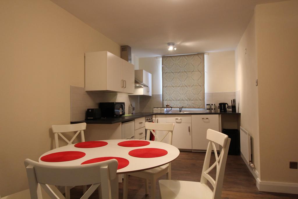 Salisbury Renovated Apartment ベルファスト エクステリア 写真