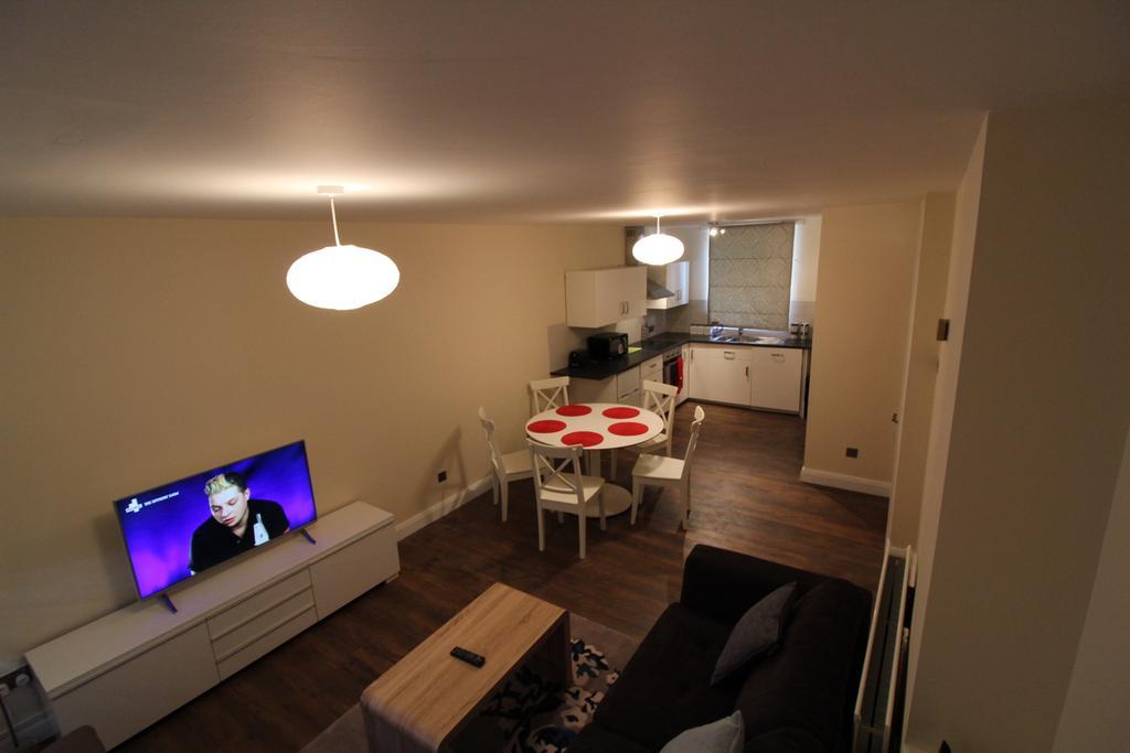 Salisbury Renovated Apartment ベルファスト エクステリア 写真